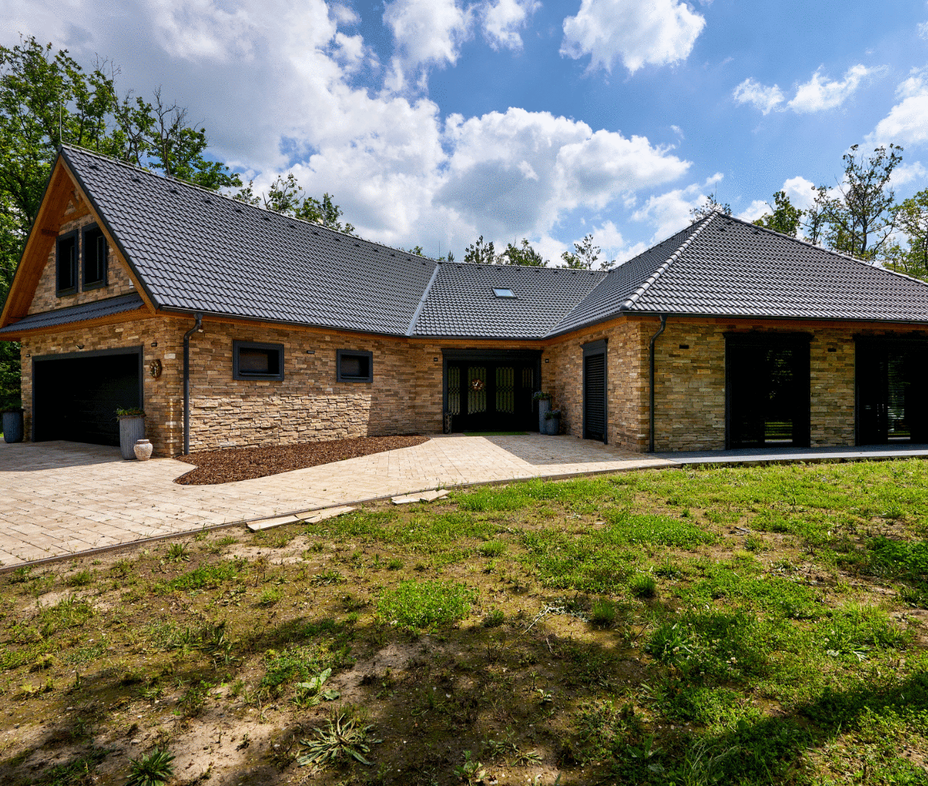 Prodej vily 361 m², pozemek 3 950 m²